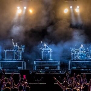 4 RÜFÜS DU SOL Tickets - Chicago Wrigley Field 6/12 - Sec 107